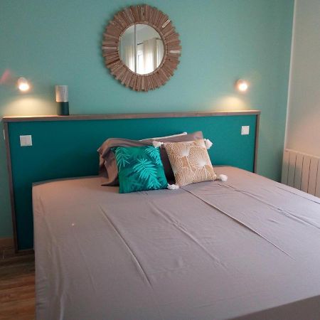 Les Palmiers - Vacation Home Saint-Xandre Екстер'єр фото
