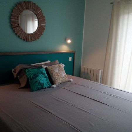 Les Palmiers - Vacation Home Saint-Xandre Екстер'єр фото