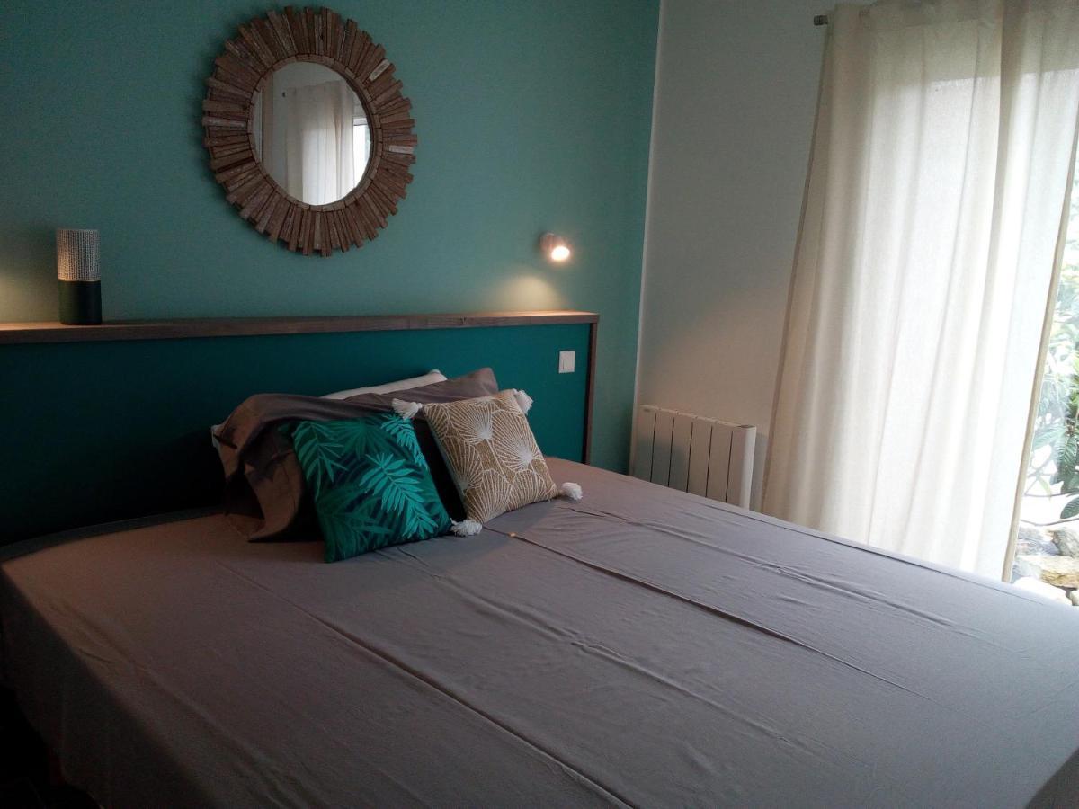Les Palmiers - Vacation Home Saint-Xandre Екстер'єр фото